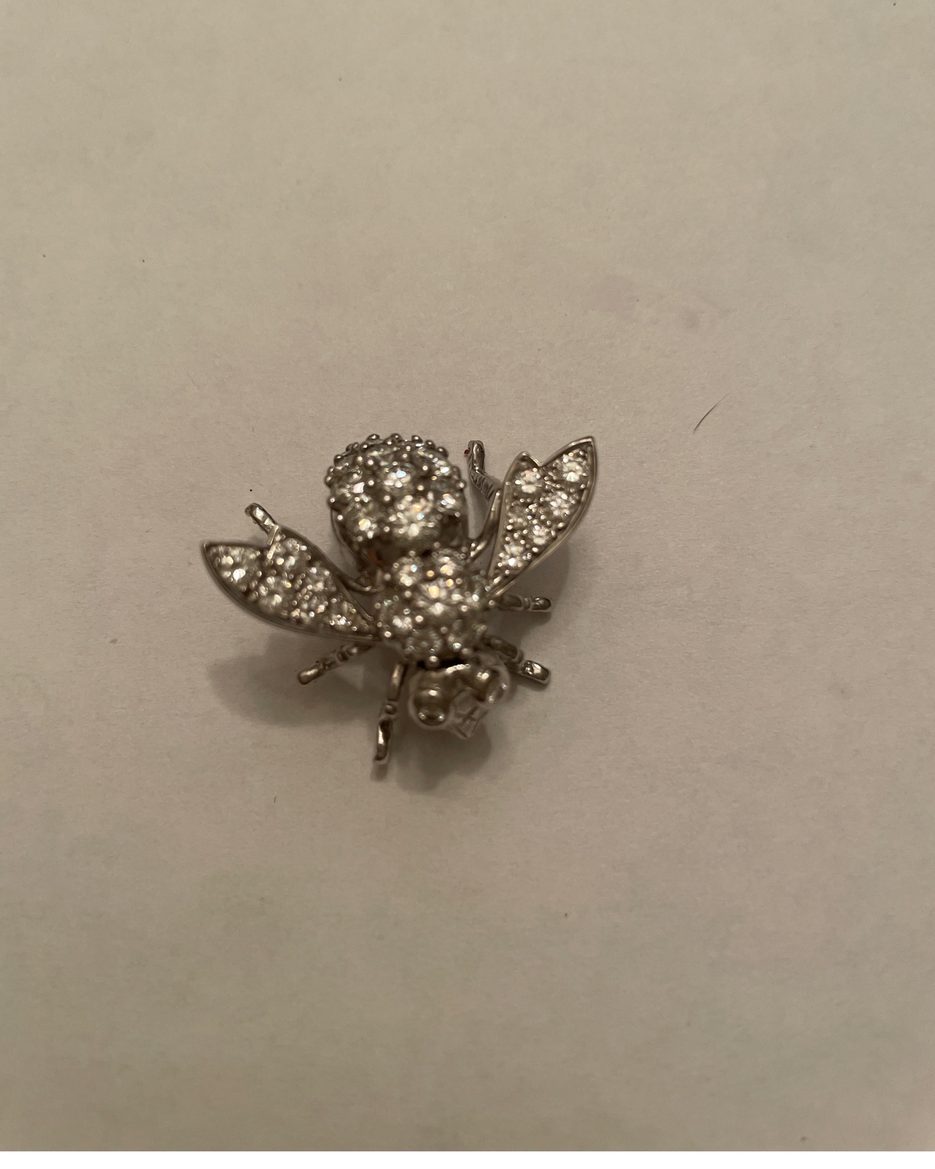 bee hat pin