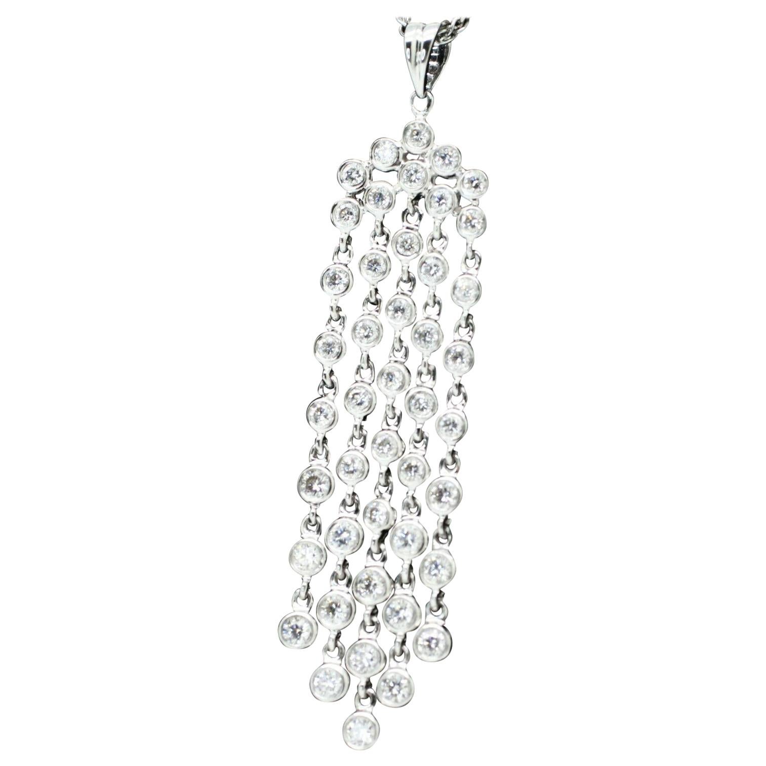 18k White Gold Diamond Bezel Set Dangle Necklace For Sale