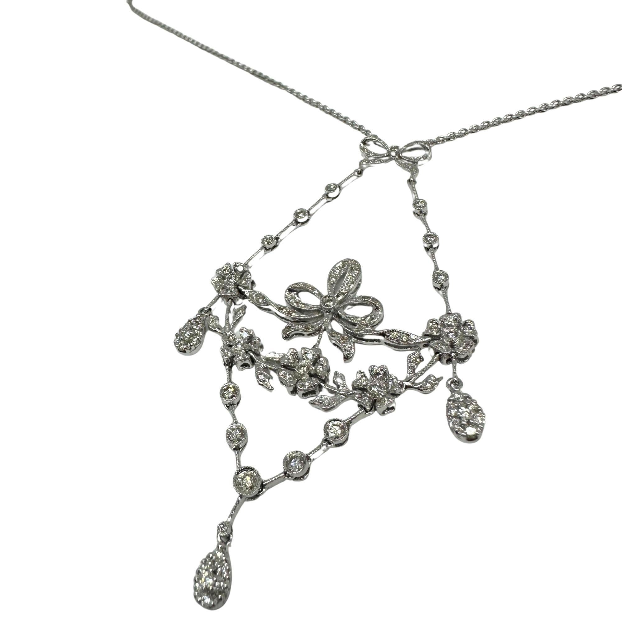 Collar Floral y Arco de Diamantes de Oro Blanco de 18 K en venta 2