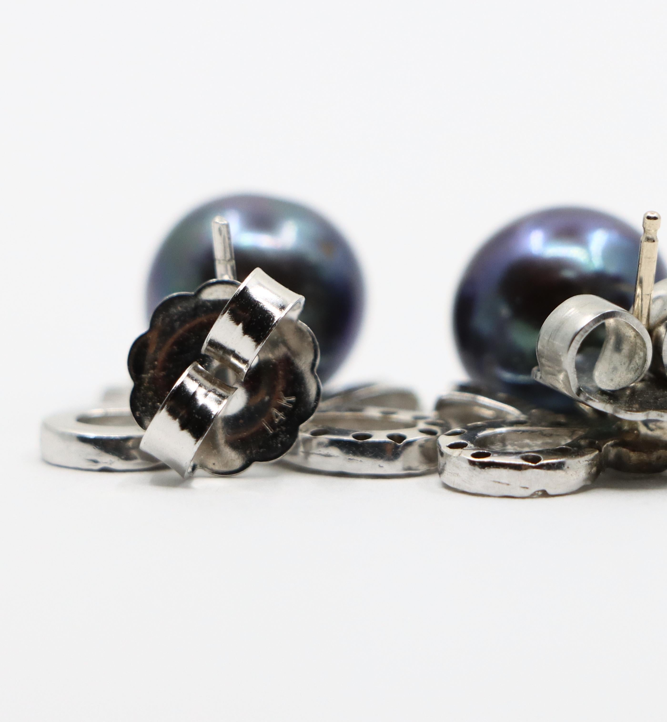 Orecchini con diamante e papillon in oro bianco 18 carati con perle nere in vendita 7