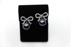 18K White Gold Diamond Bow Tie Black Pearl Earrings