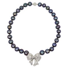 18K White Gold Diamond Bow Tie Brooch Black Pearl Necklace