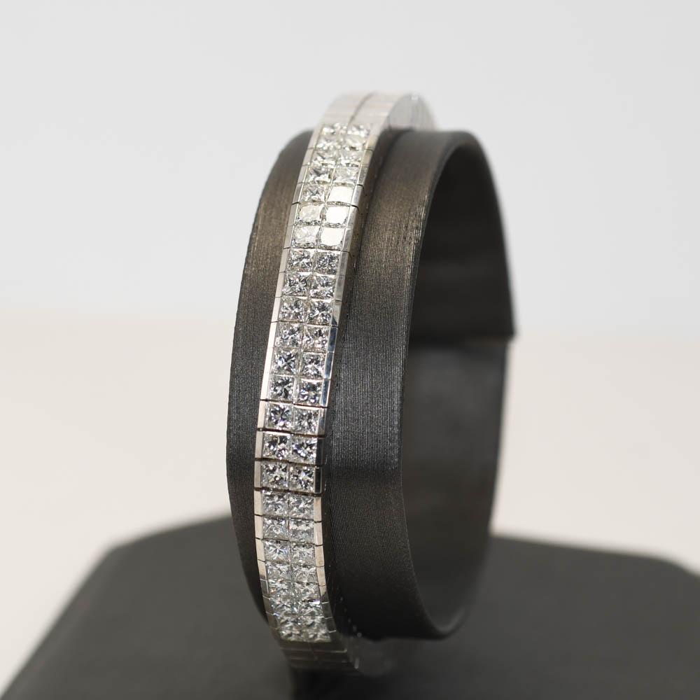 Bracelet en or blanc 18K avec diamant 3.05ct Excellent état - En vente à Laguna Beach, CA