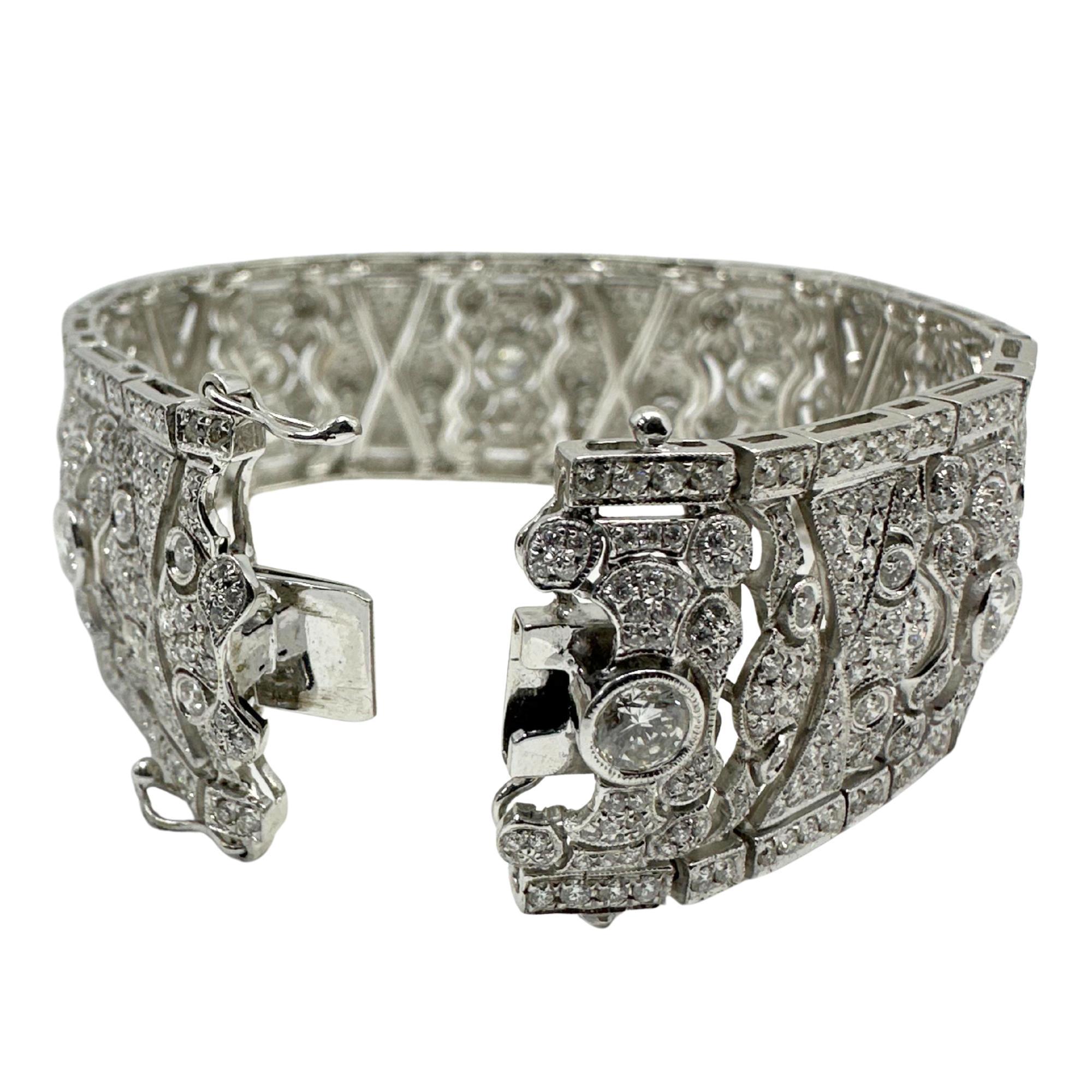 Bracelet en or blanc 18K avec diamants - 7 pouces Pour femmes en vente