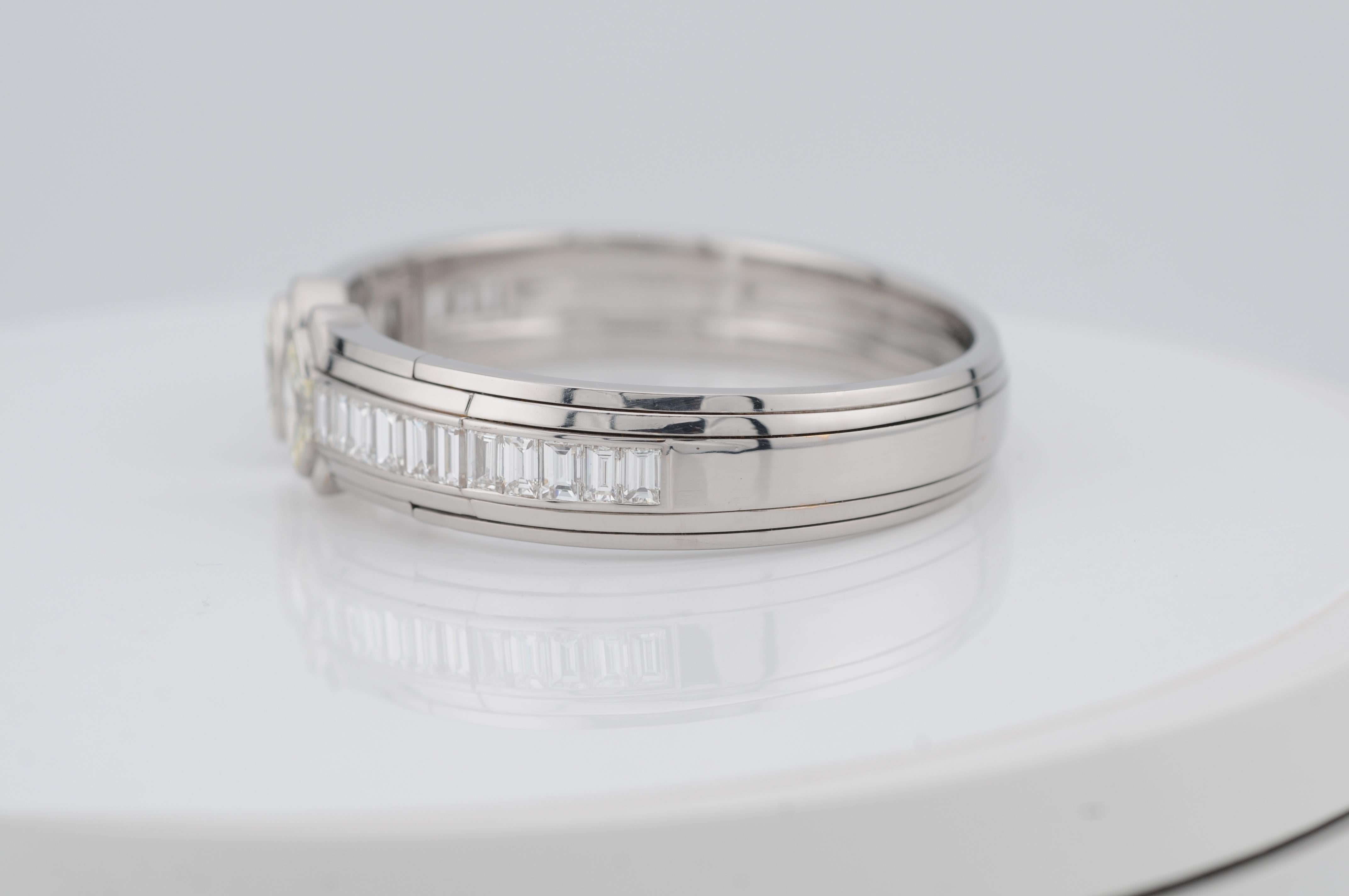 Bracciale con diamanti in oro bianco 18K - 8,5 carati, diamanti Navette e Baguette in vendita 2