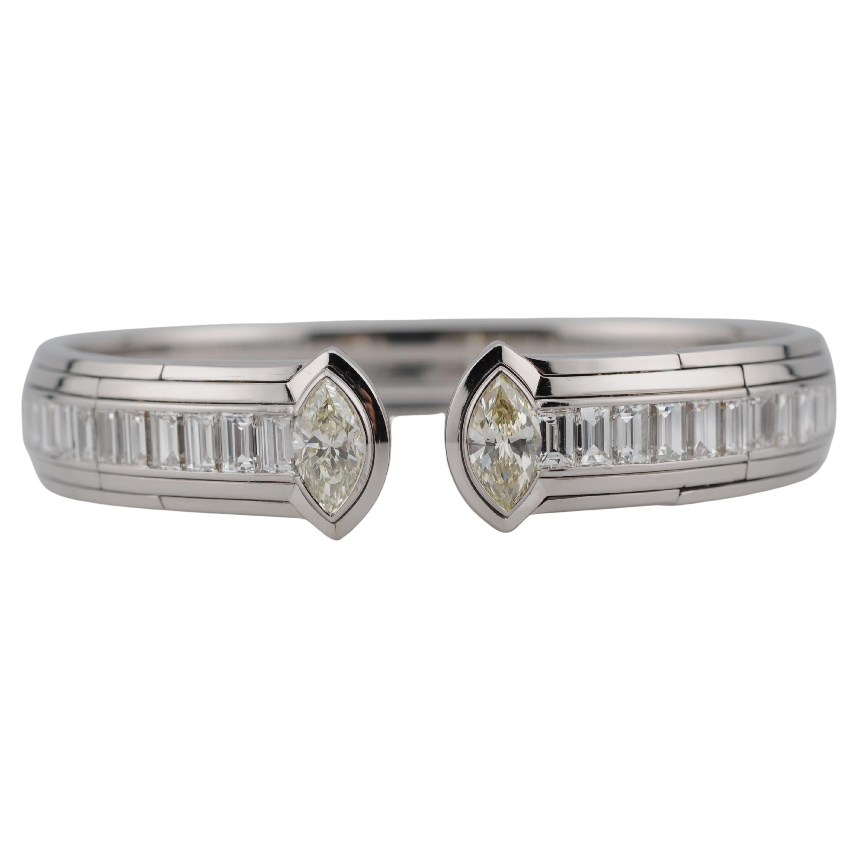 Bracciale con diamanti in oro bianco 18K - 8,5 carati, diamanti Navette e Baguette in vendita