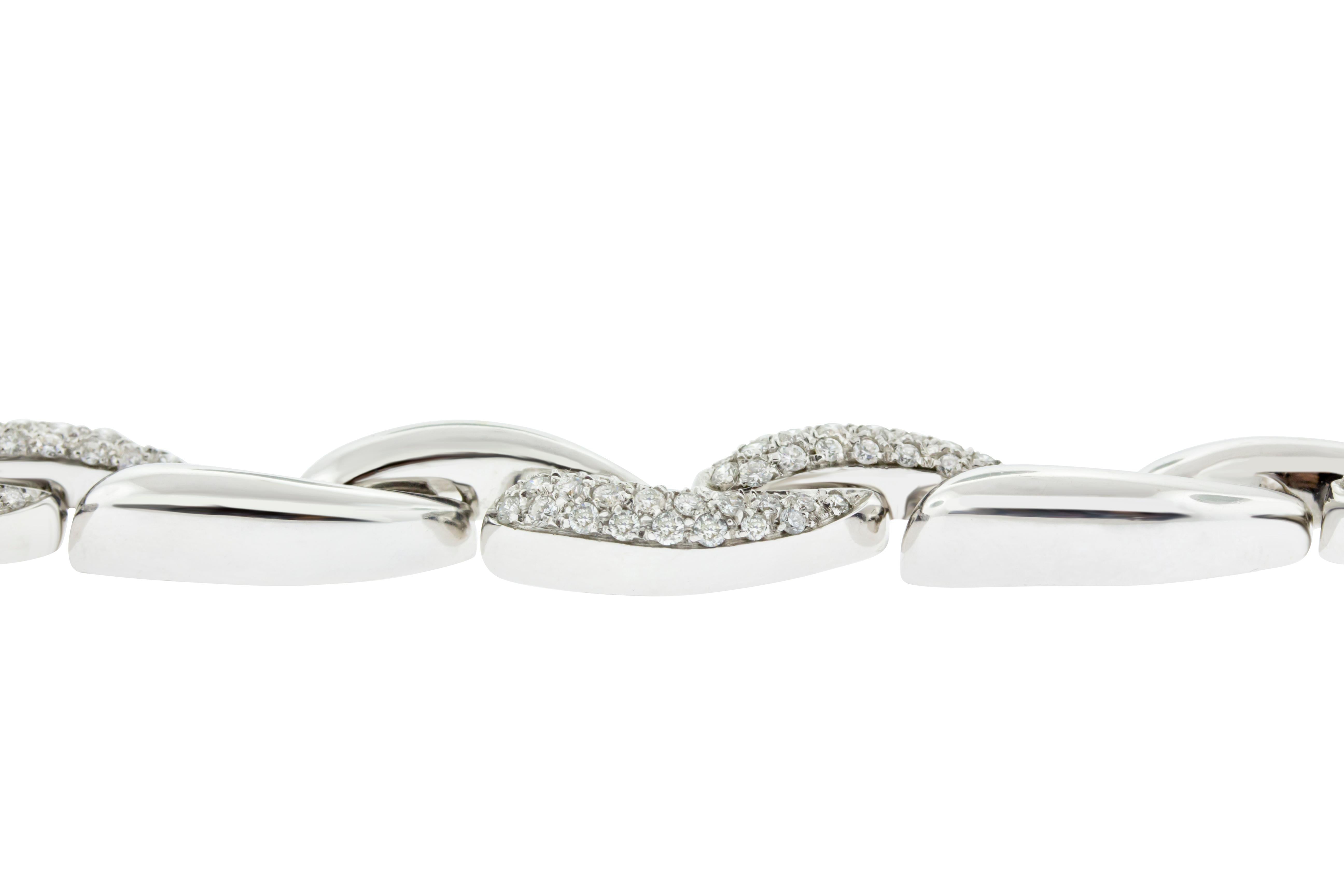 18 carat diamond bracelet