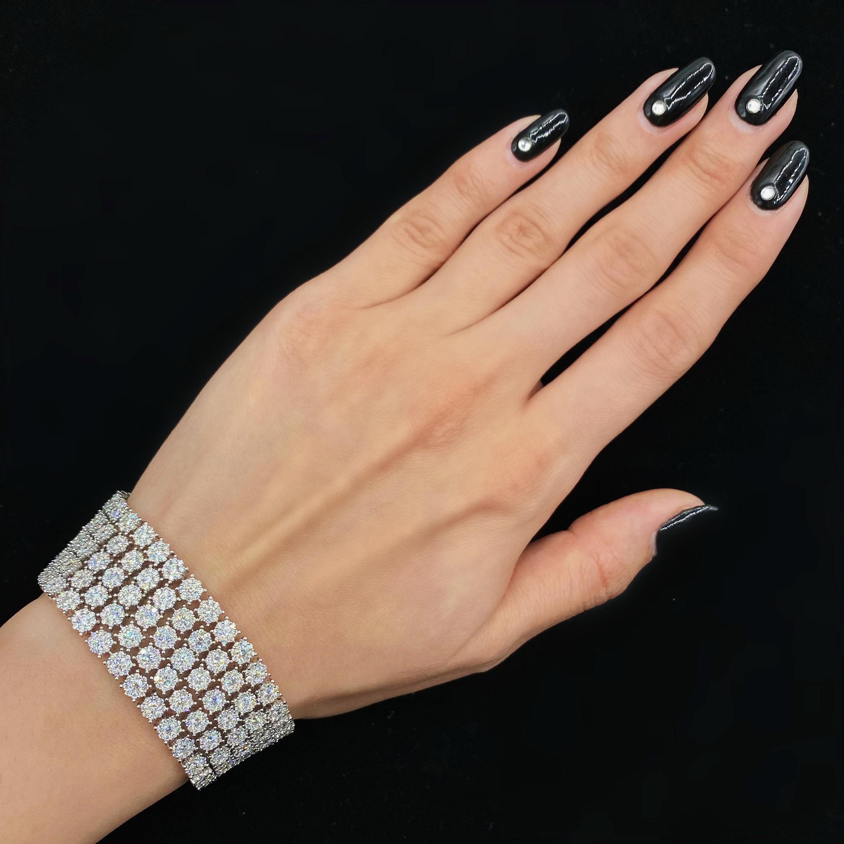Armband aus 18 Karat Weißgold mit Diamanten (Jakobinisch) im Angebot