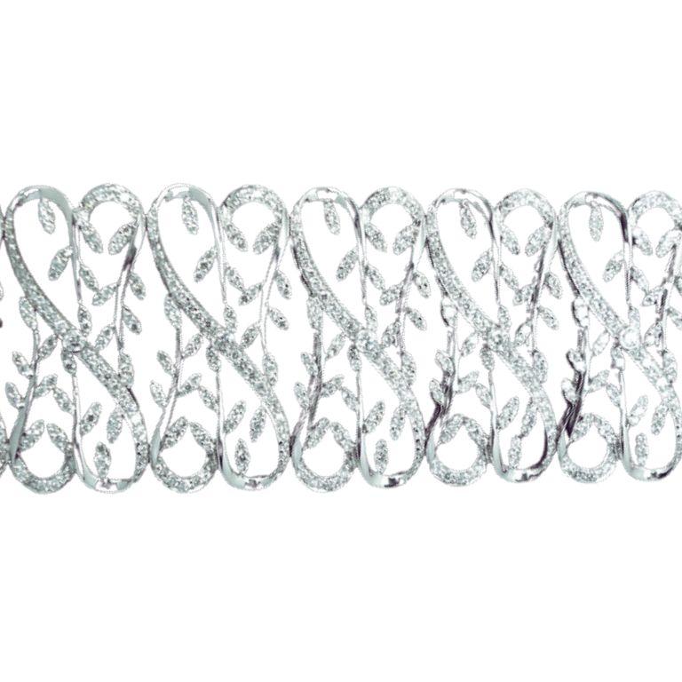 Moderno Bracciale con diamanti in oro bianco 18 carati in vendita