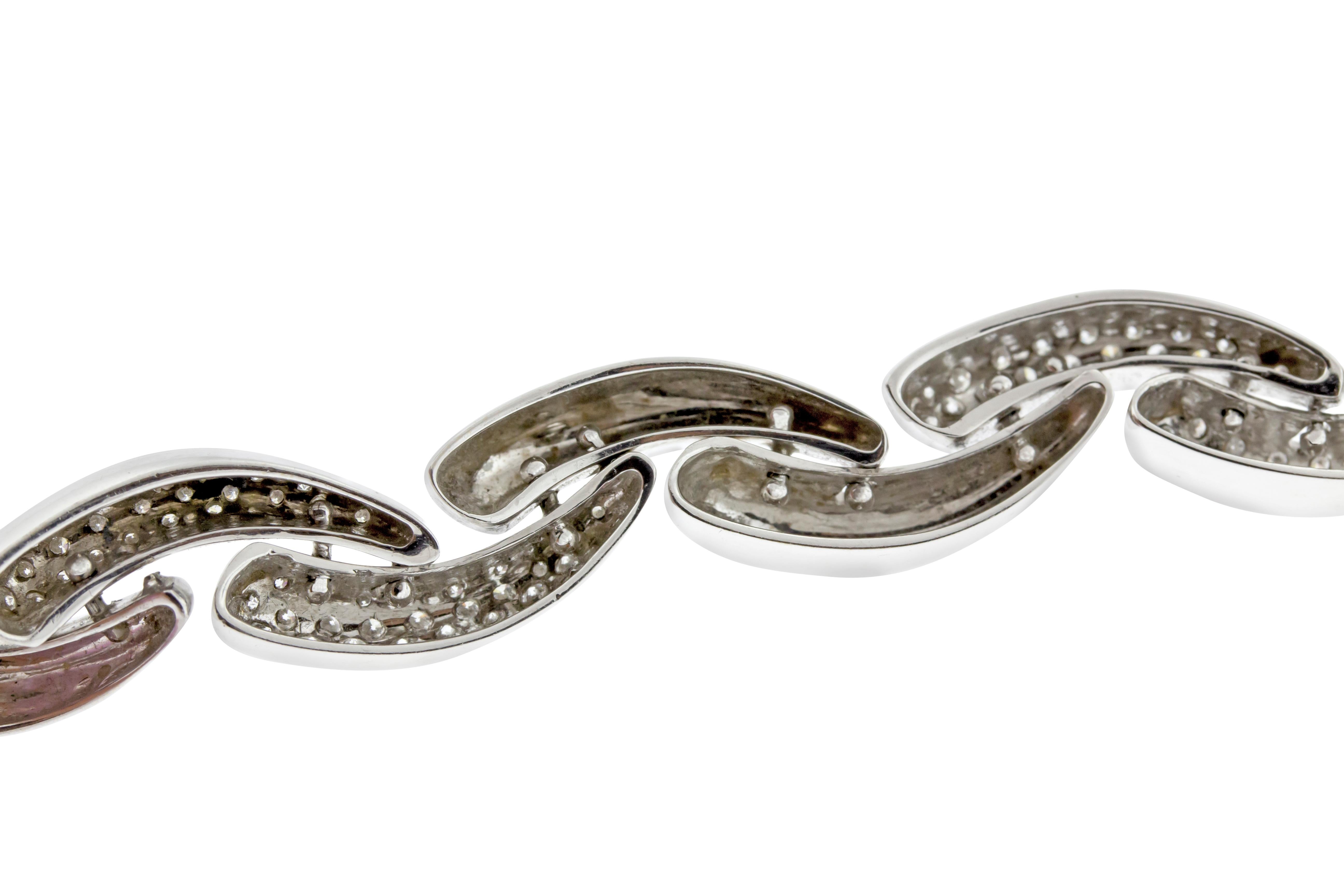 Taille ronde Bracelet en or blanc 18 carats et diamants en vente