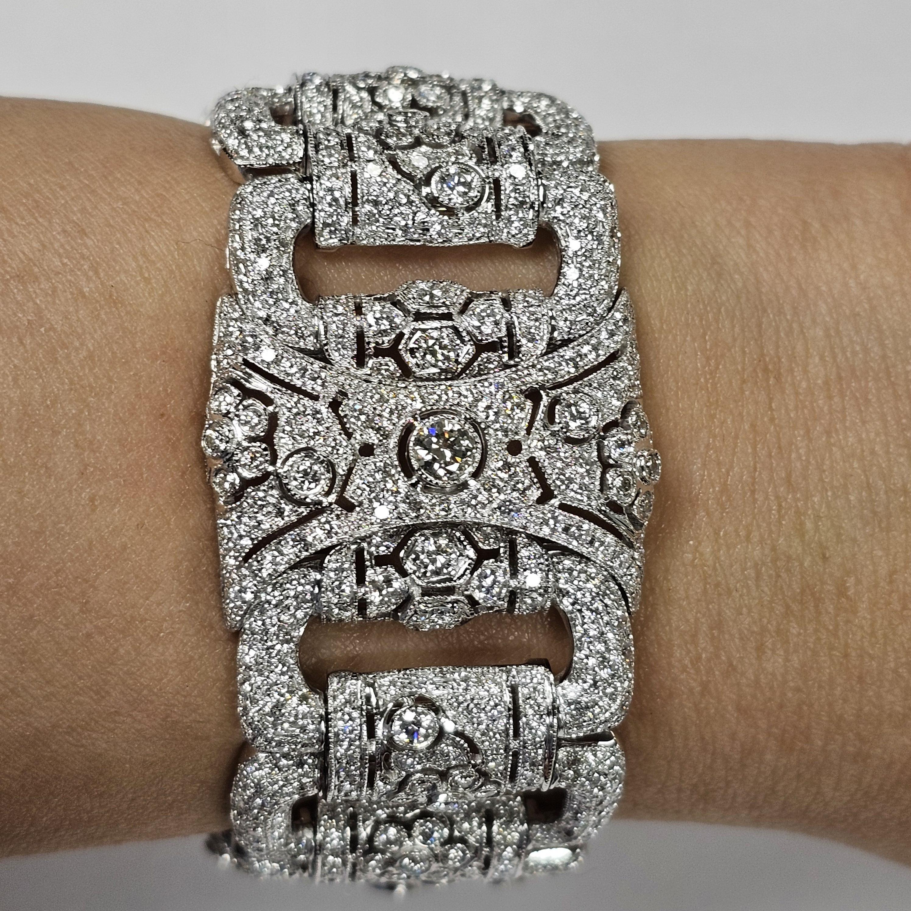 18K White Gold Diamond Bracelet For Sale 3
