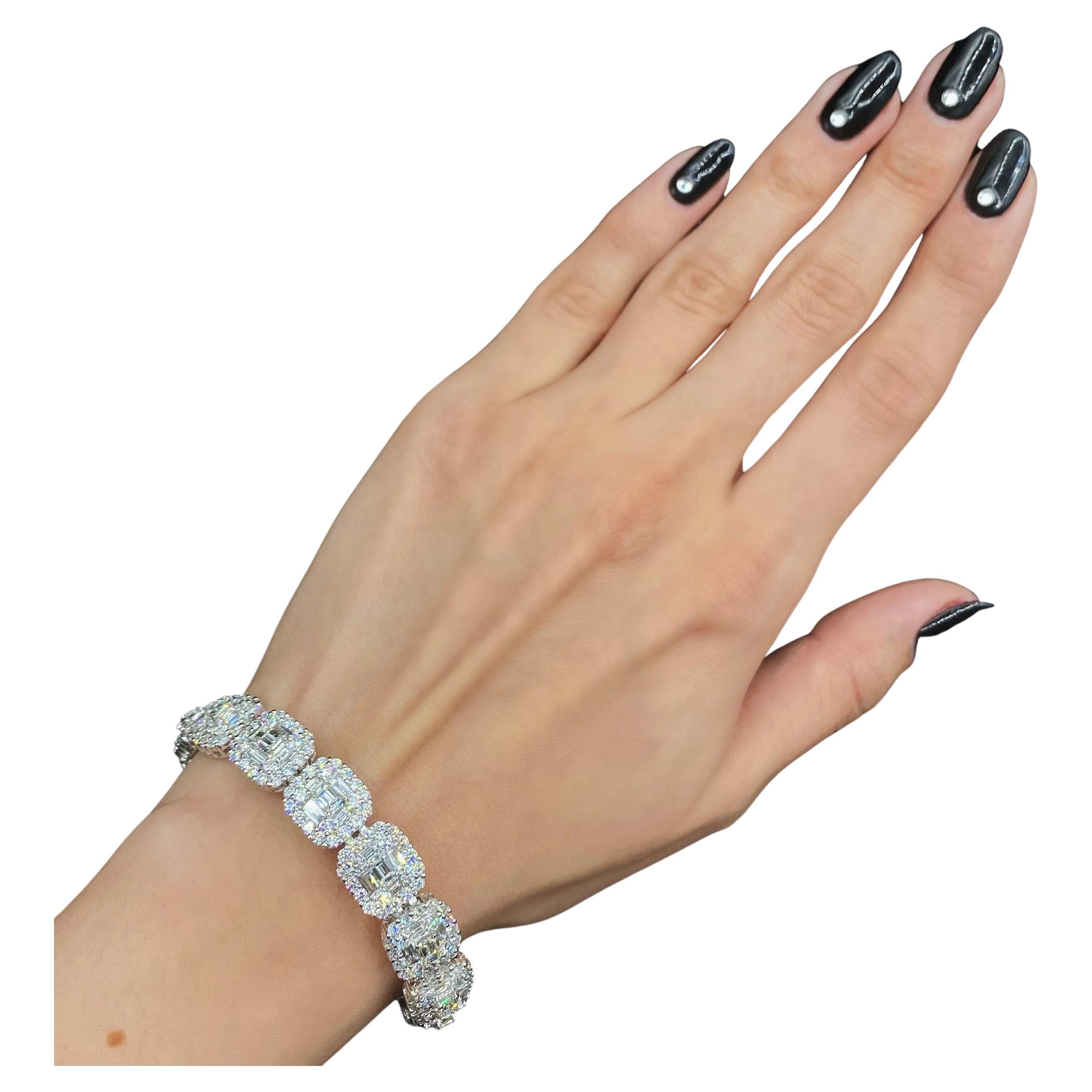 18k White Gold Diamond Bracelet For Sale