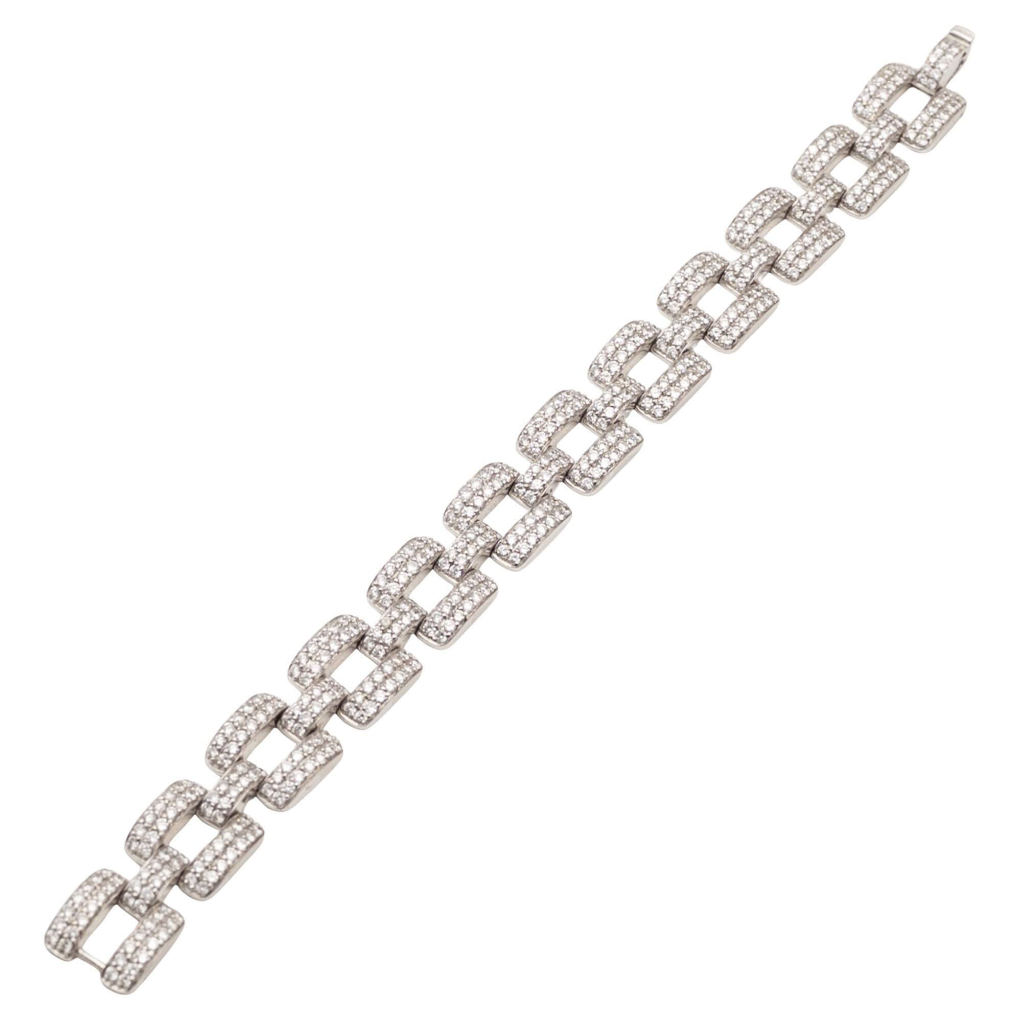 18K White Gold Diamond Bracelet en vente