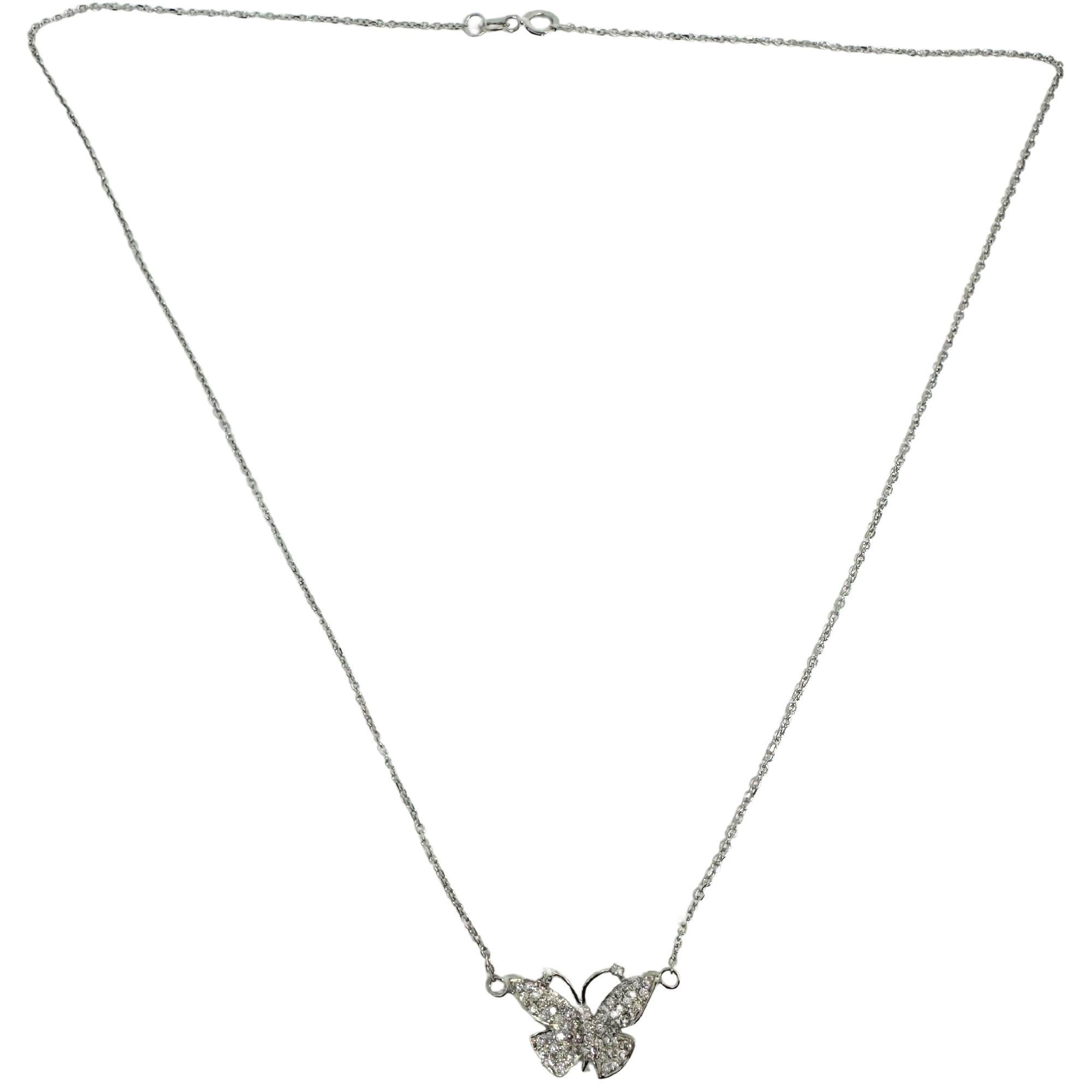 Round Cut 18K White Gold Diamond Butterfly Pendant Necklace with 14K White Gold Chain For Sale