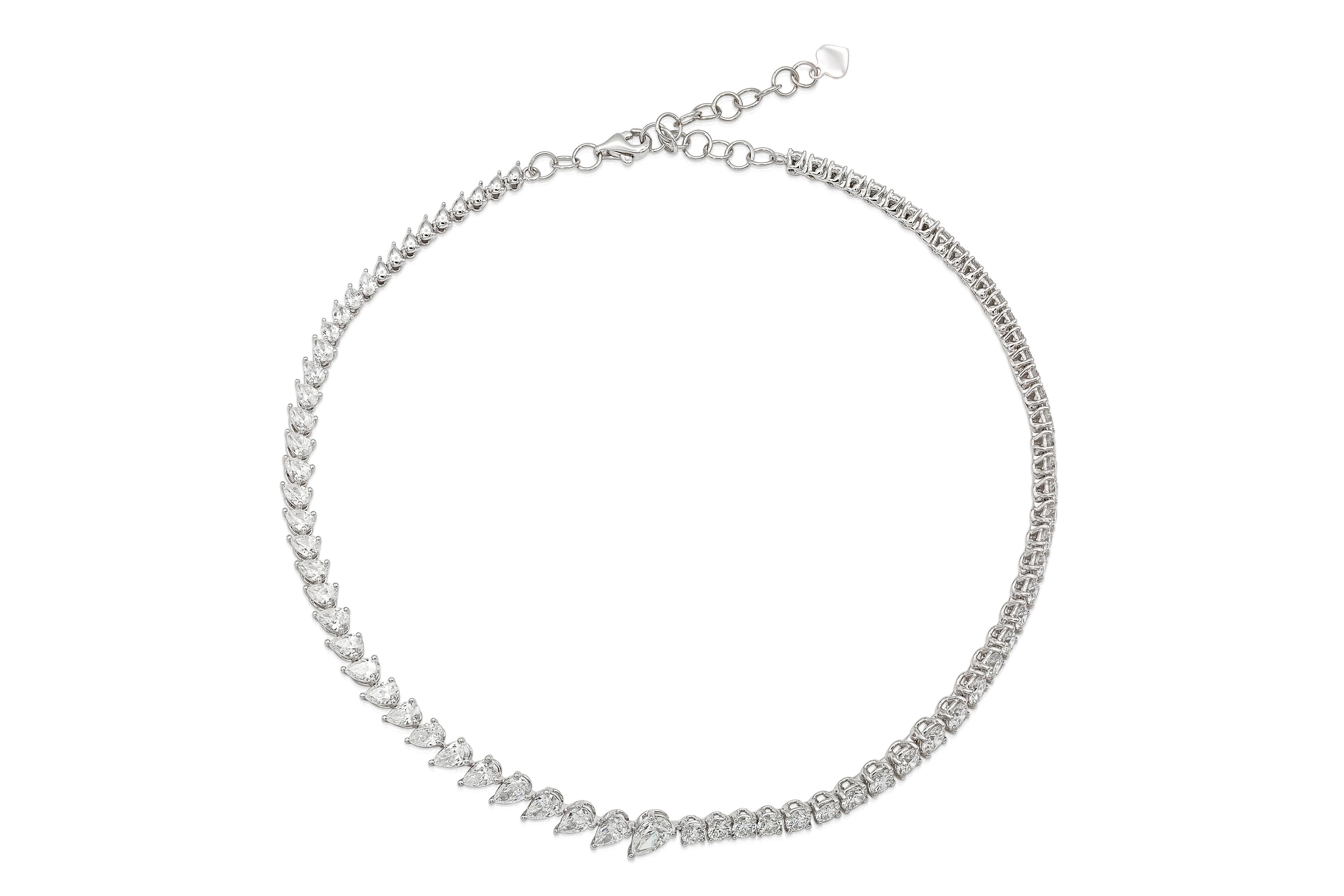 Modernista Girocollo con diamanti in oro bianco 18 carati in vendita
