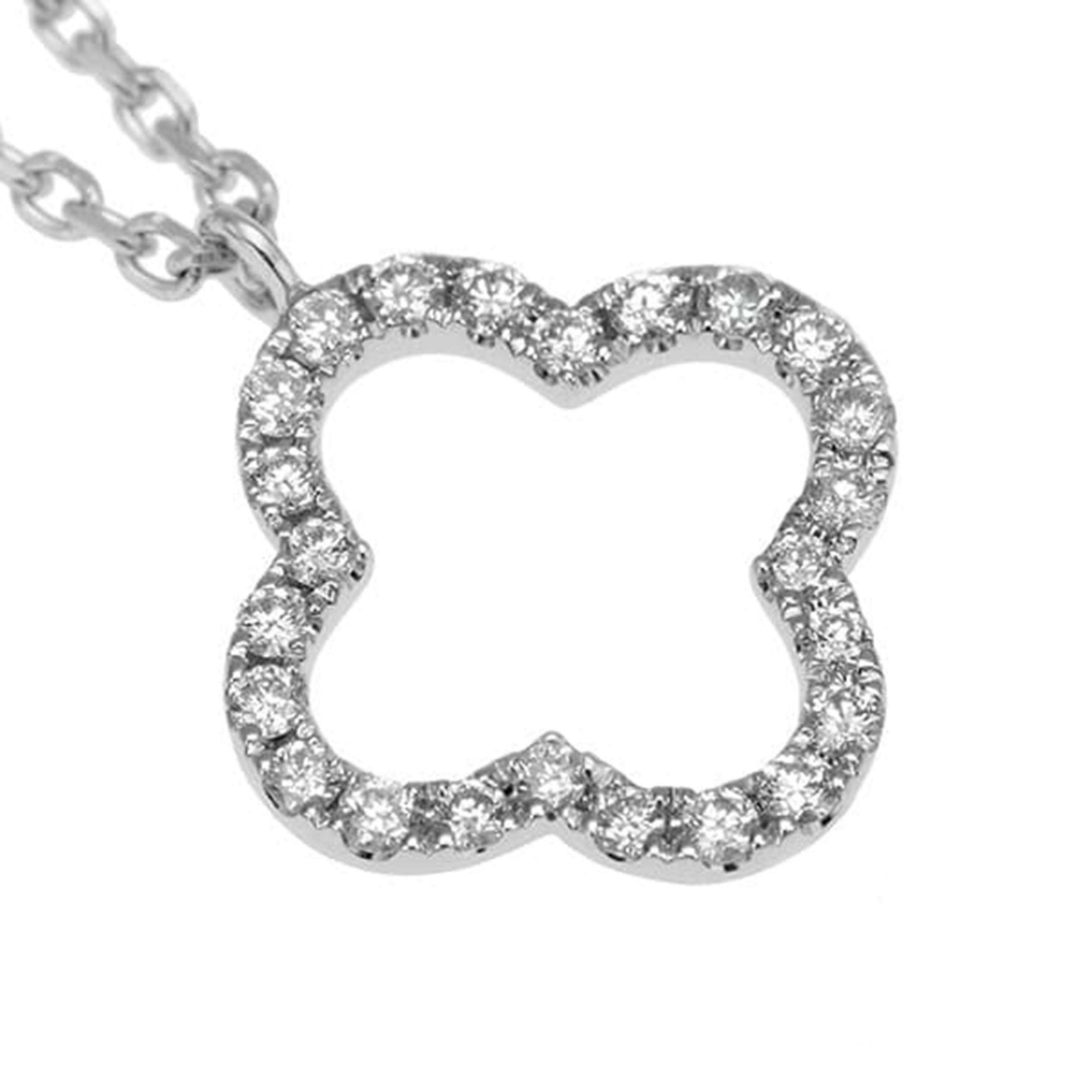 Artist 18K White Gold Diamond Clover Pendant Necklace  0.12ct  Approx. 12mm x 10.8mm For Sale