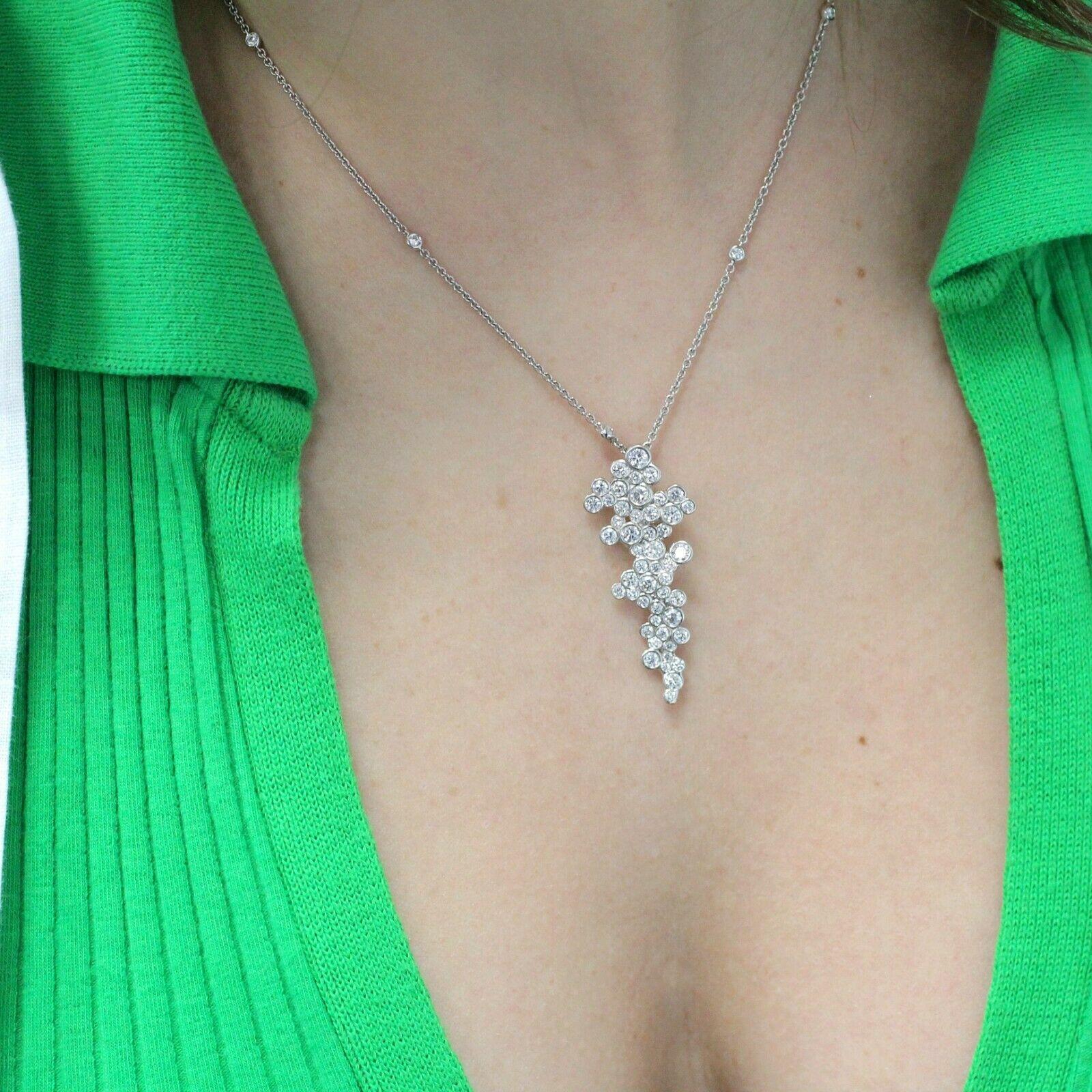 18K white gold  DIAMOND CLUSTER BEZEL GRAPE necklace For Sale 1