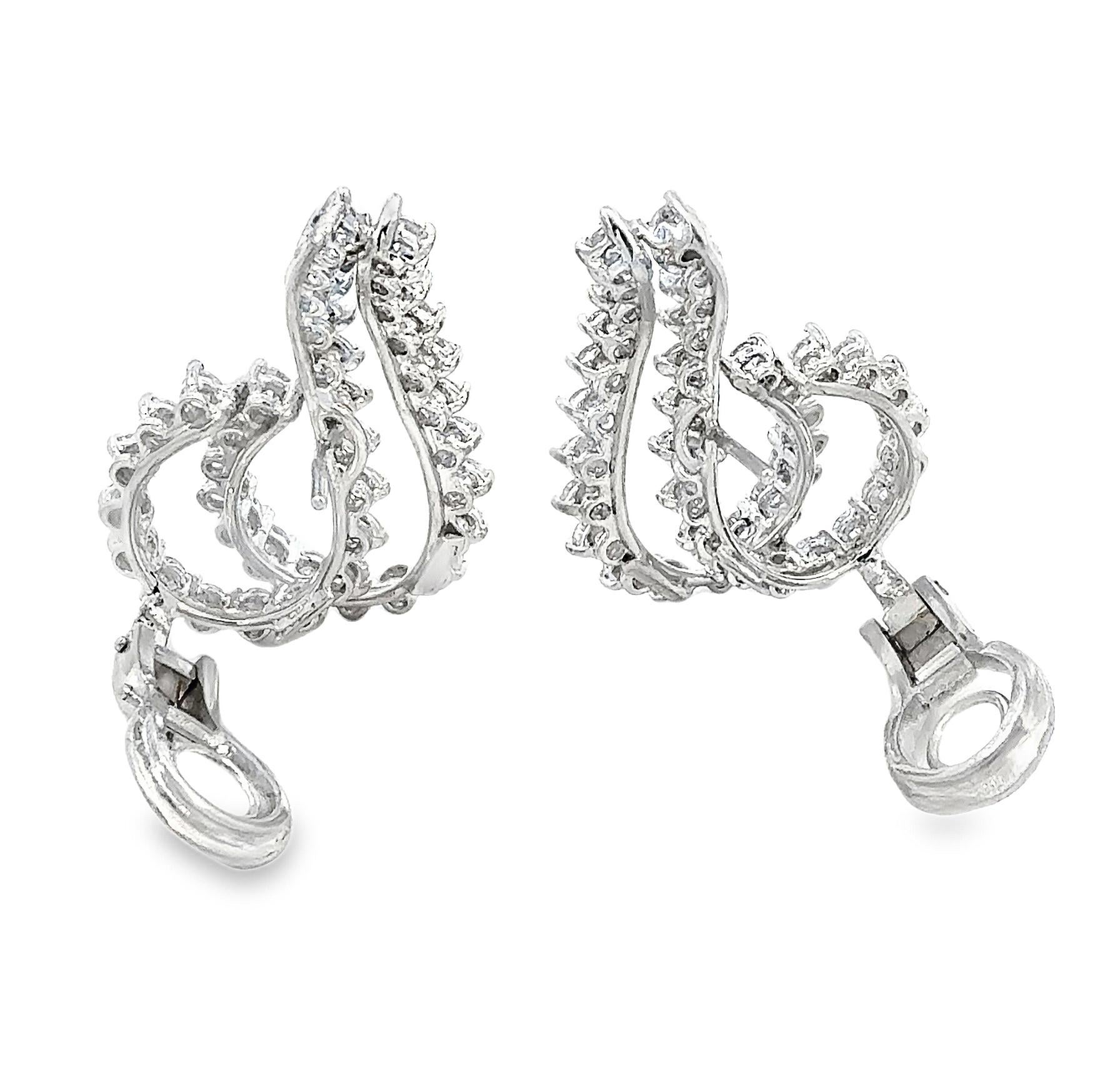Contemporain Boucles d'oreilles grappes de diamants en or blanc 18K 3,75 carats en vente