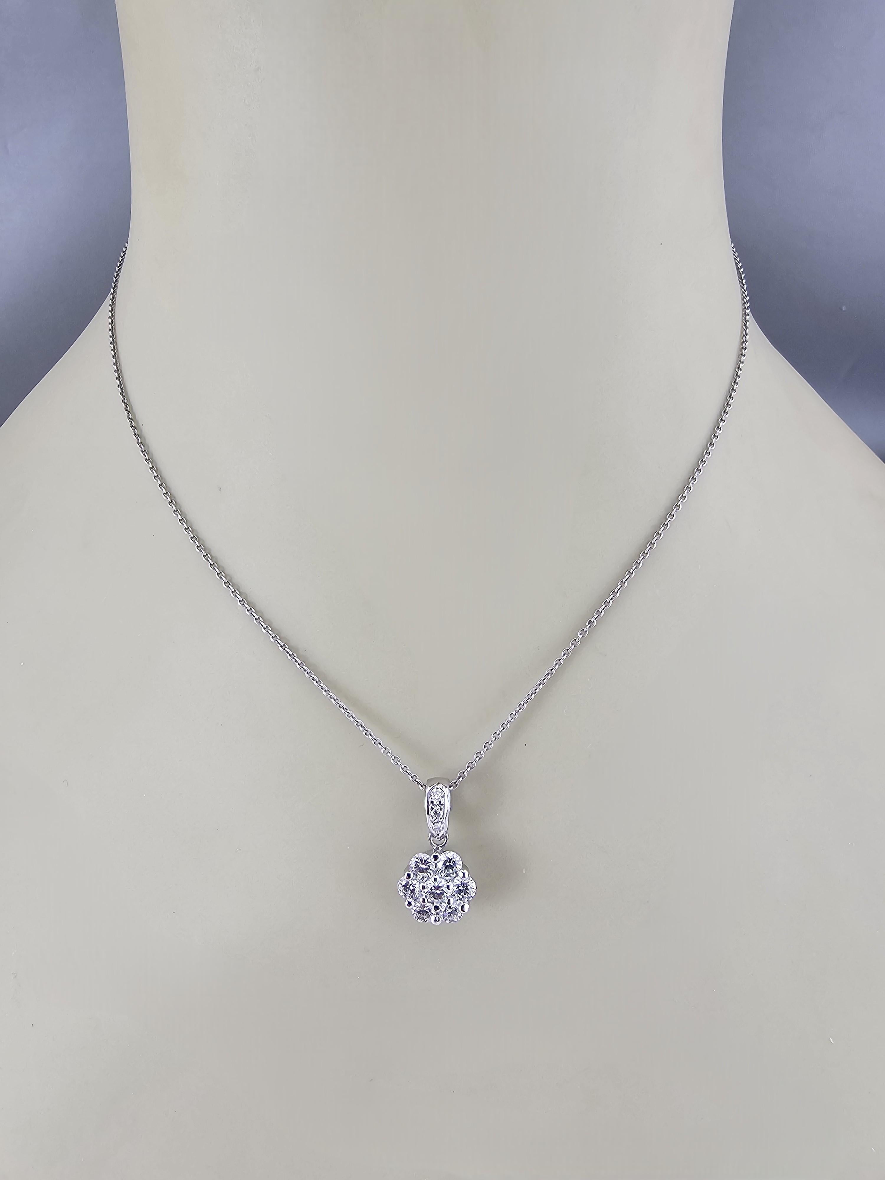 Ciondolo a grappolo con diamanti in oro bianco 18K #23752 in vendita 1