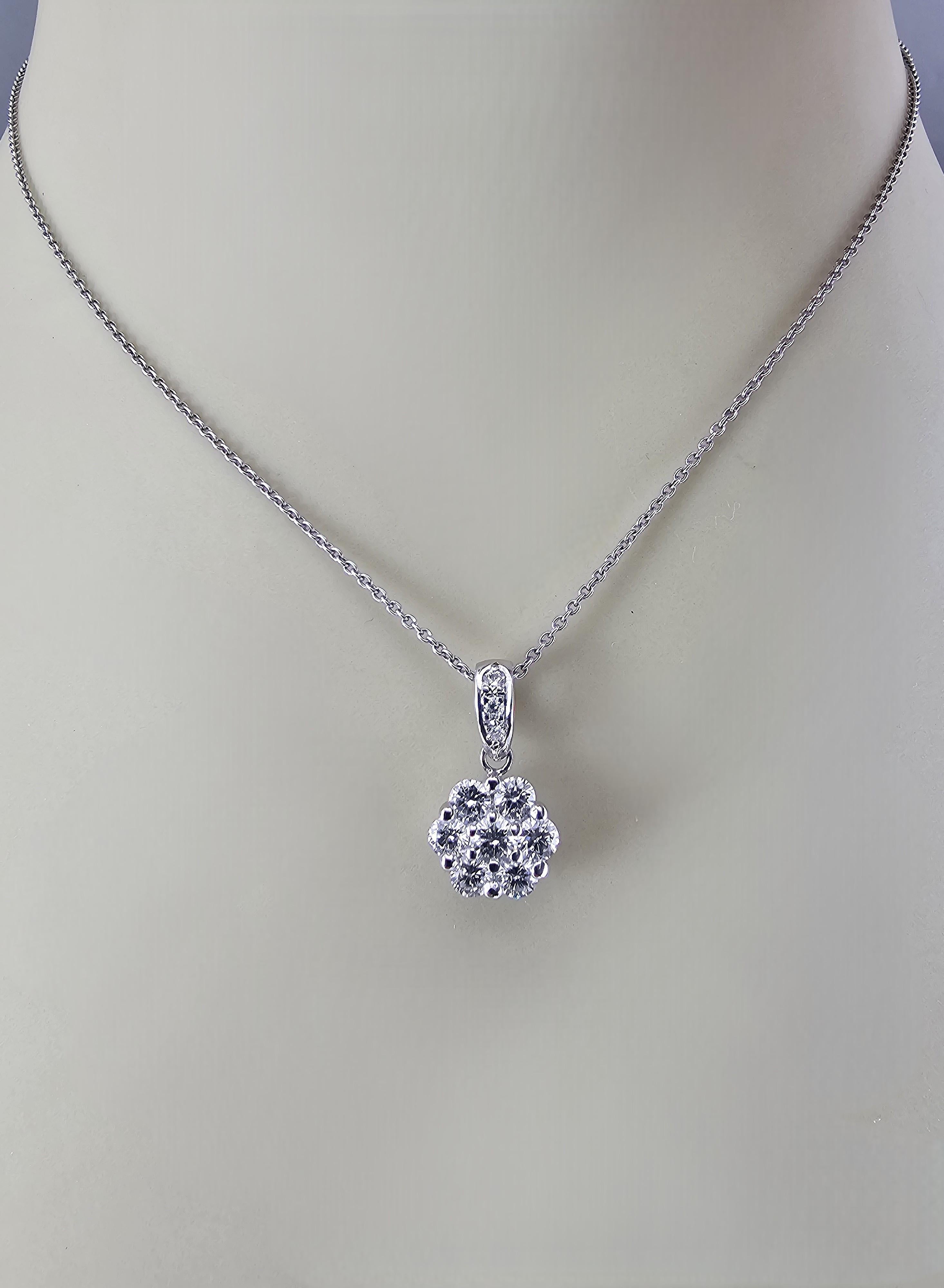 Ciondolo a grappolo con diamanti in oro bianco 18K #23752 in vendita 2