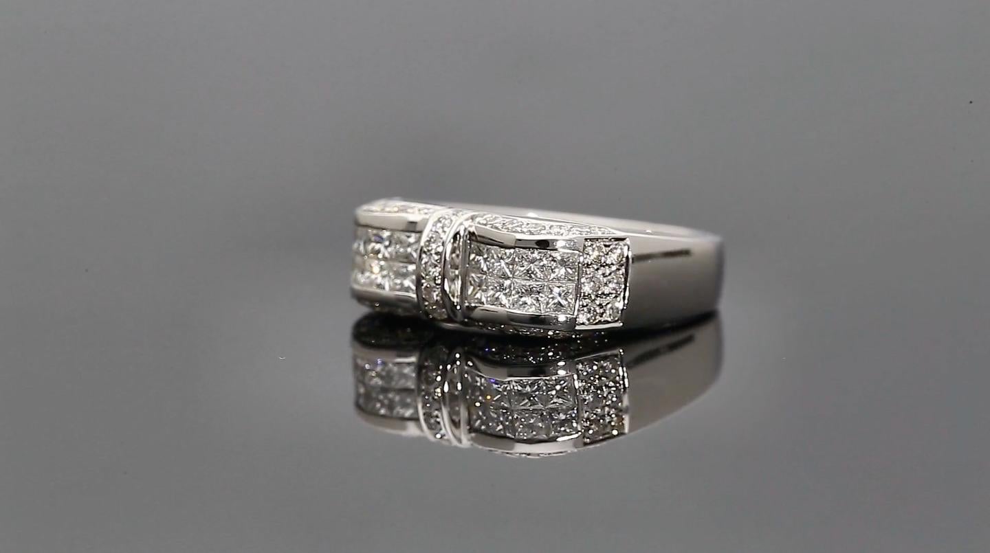 18K White Gold Diamond Cluster Retro Men's Ring In New Condition For Sale In Miami, FL