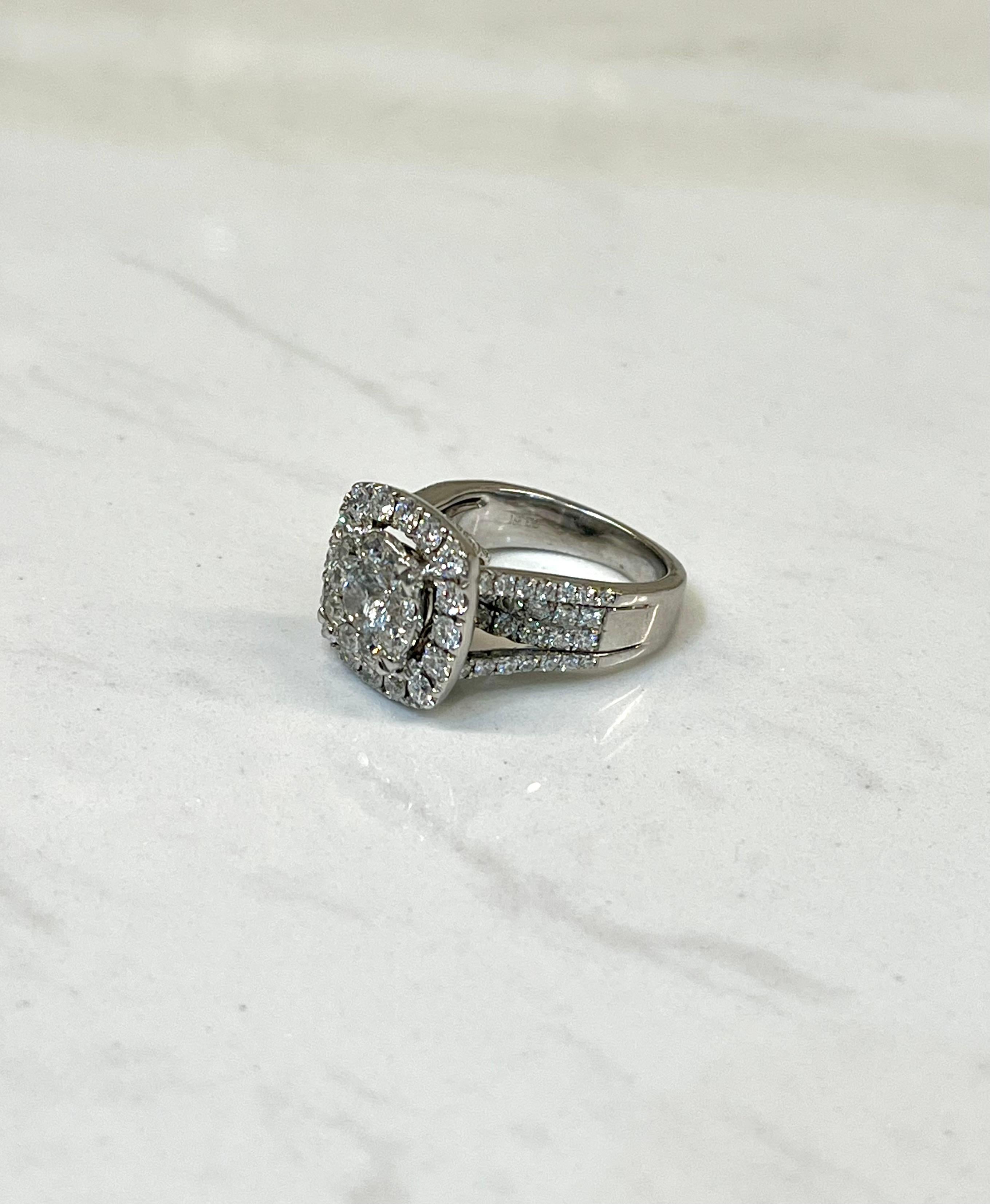 Women's 18K White Gold Diamond Cluster Ring For Sale