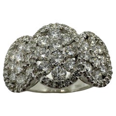 18K White Gold Diamond Cluster Ring