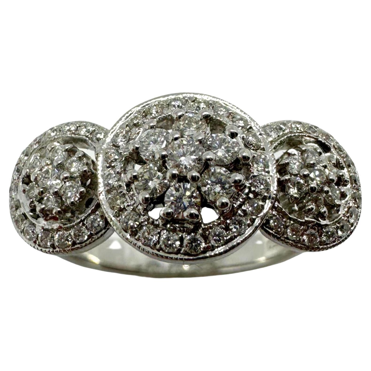 18k White Gold Diamond Cluster Ring