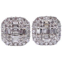 18 Karat White Gold Diamond Cluster Stud Earrings