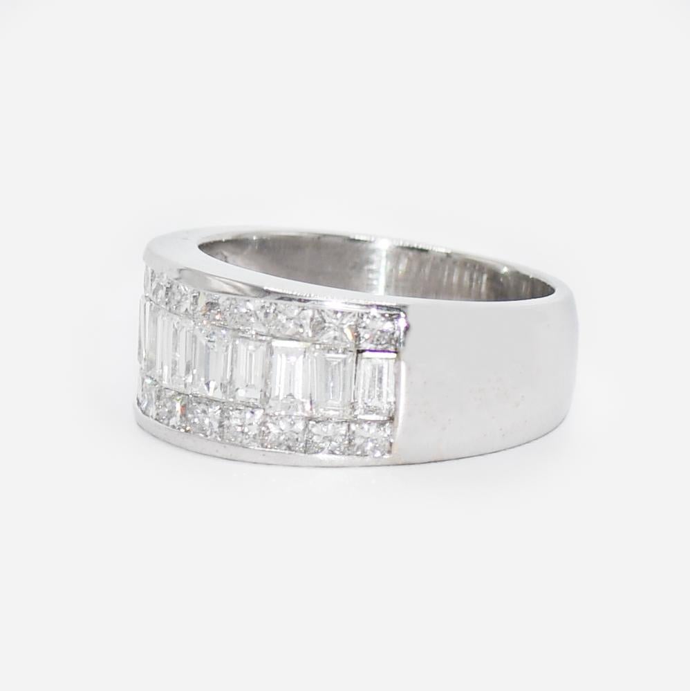 18K White Gold Diamond Cocktail Ring 2.00tdw, 9.1g For Sale 1