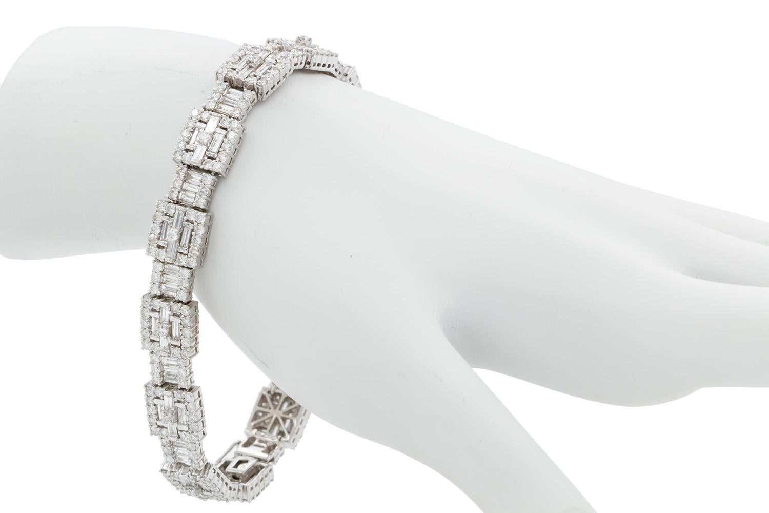 18k White Gold Diamond Contemporary Baguette Diamond Tennis Line Bracelet 8.38ct For Sale 5