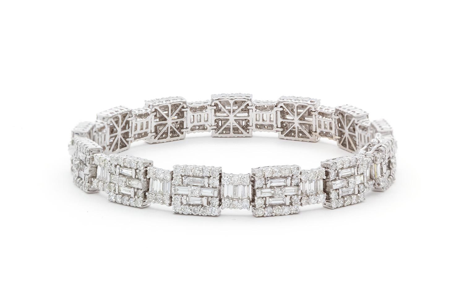 18k White Gold Diamond Contemporary Baguette Diamond Tennis Line Bracelet 8.38ct In Excellent Condition For Sale In Tustin, CA