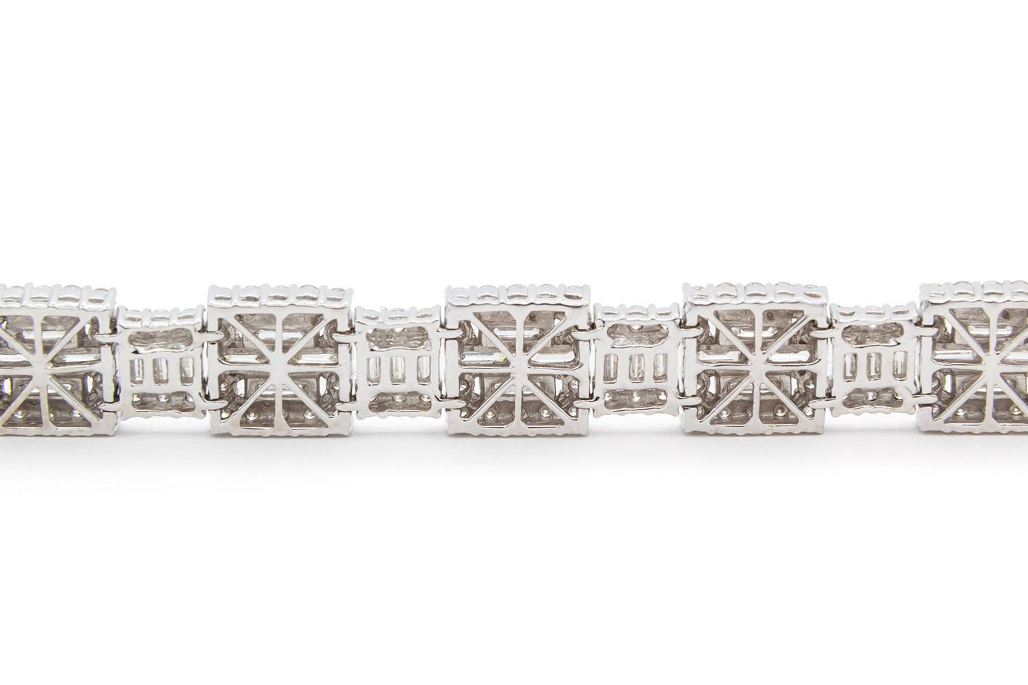 18k White Gold Diamond Contemporary Baguette Diamond Tennis Line Bracelet 8.38ct For Sale 3