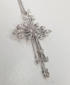 18k White Gold Diamond Cross 1.00 Ct.s in Starburst Setting