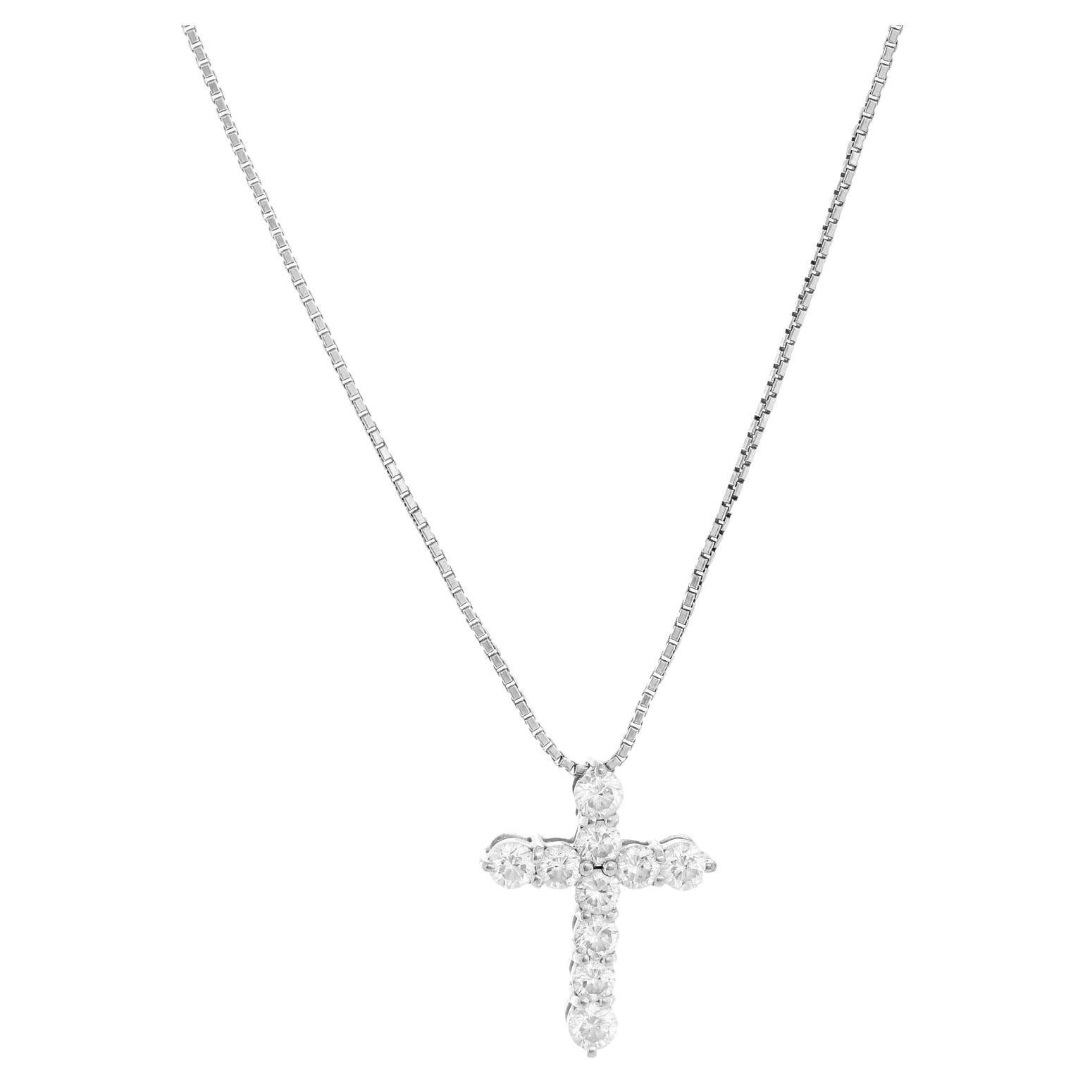 18k White Gold Diamond Cross Necklace For Sale