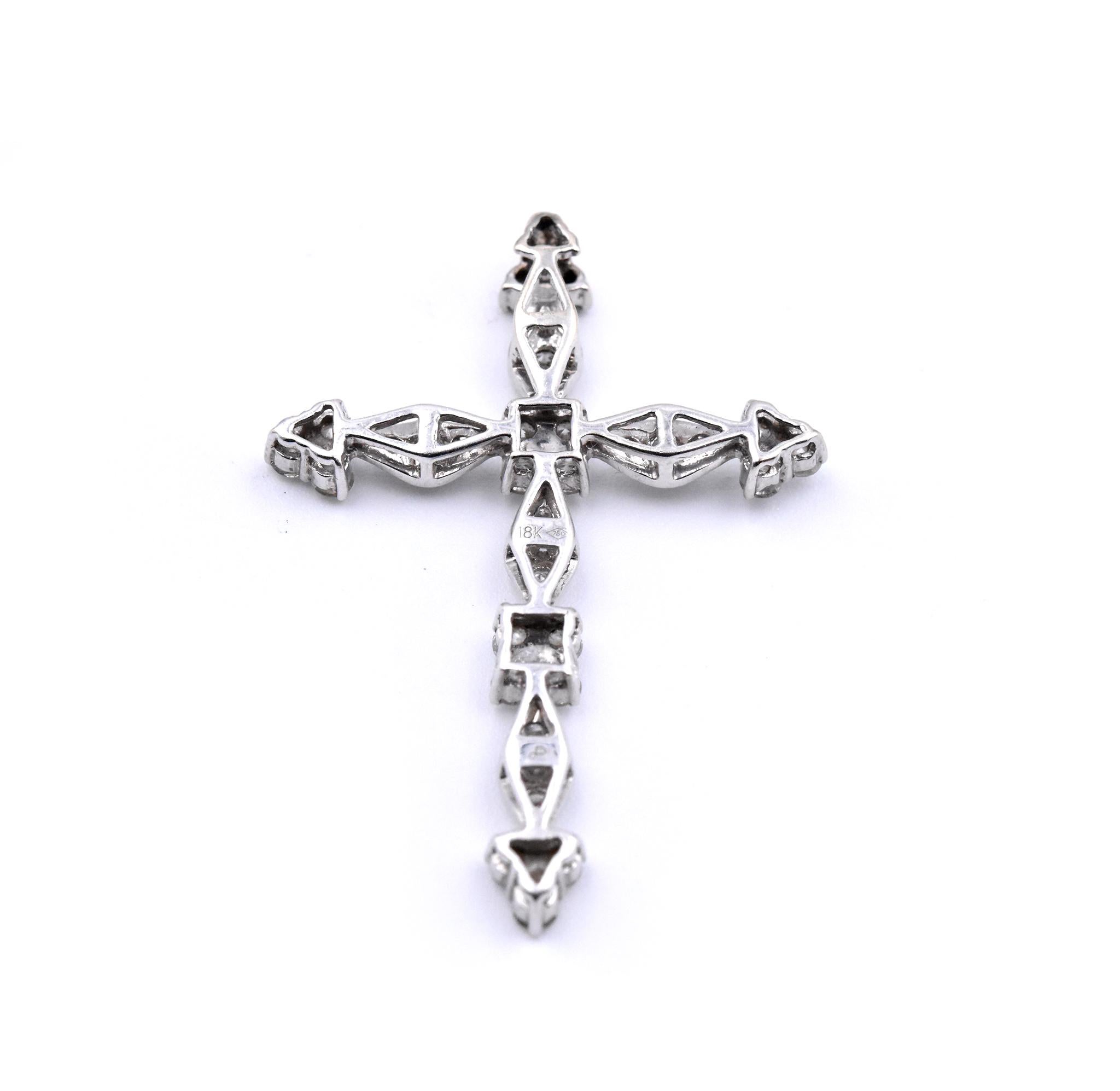 18 Karat White Gold Diamond Cross Pendant In Excellent Condition In Scottsdale, AZ