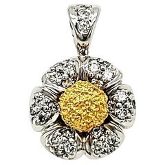 18k White Gold Diamond Cts 0.20 Flower Pendant