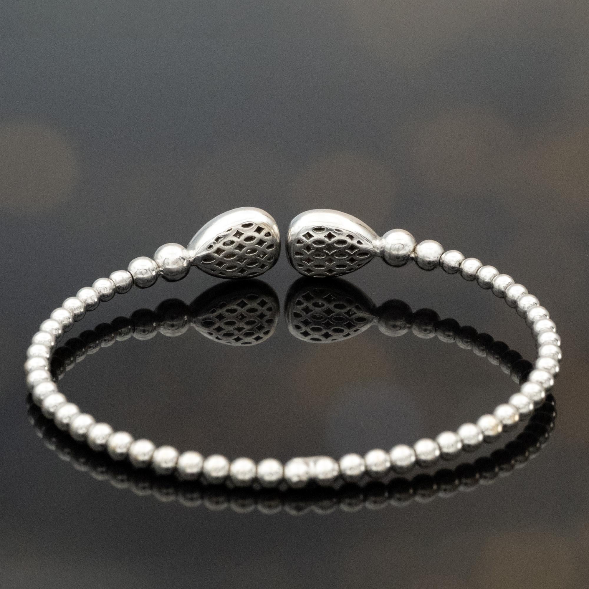 18K Weißgold Diamant Manschettenarmband (Rundschliff) im Angebot