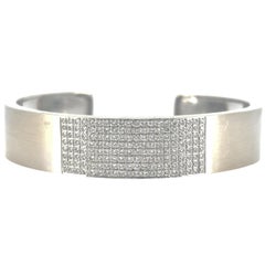 18k White Gold Diamond Cuff Set with 0.80ctw of Natural Diamonds