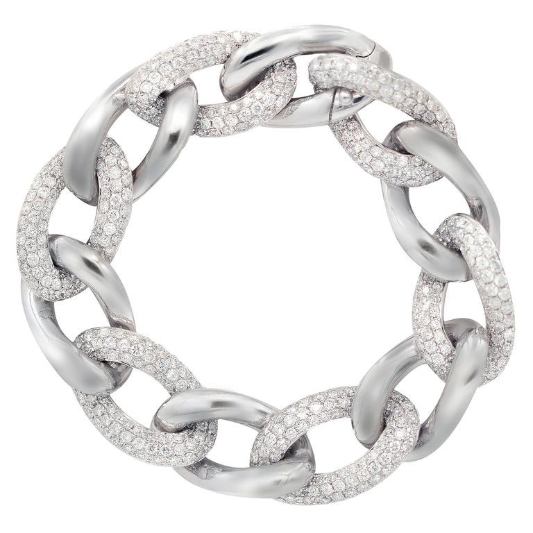 18 Karat White Gold and Diamond Curb Link Bracelet For Sale at 1stDibs