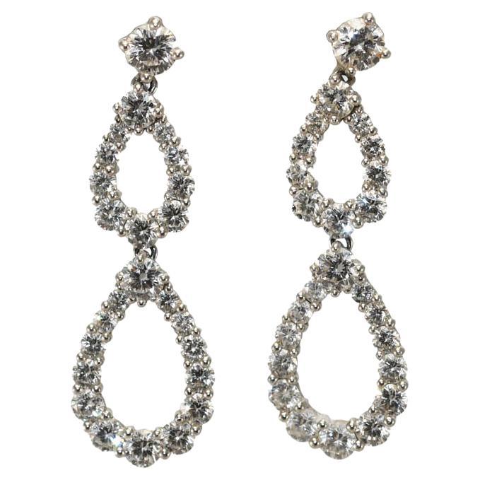 18K White Gold Diamond Dangle Earrings 2.00TDW, 6.6gr