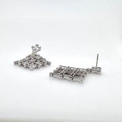 18k White Gold Diamond Dangle Symmetrical Earrings
