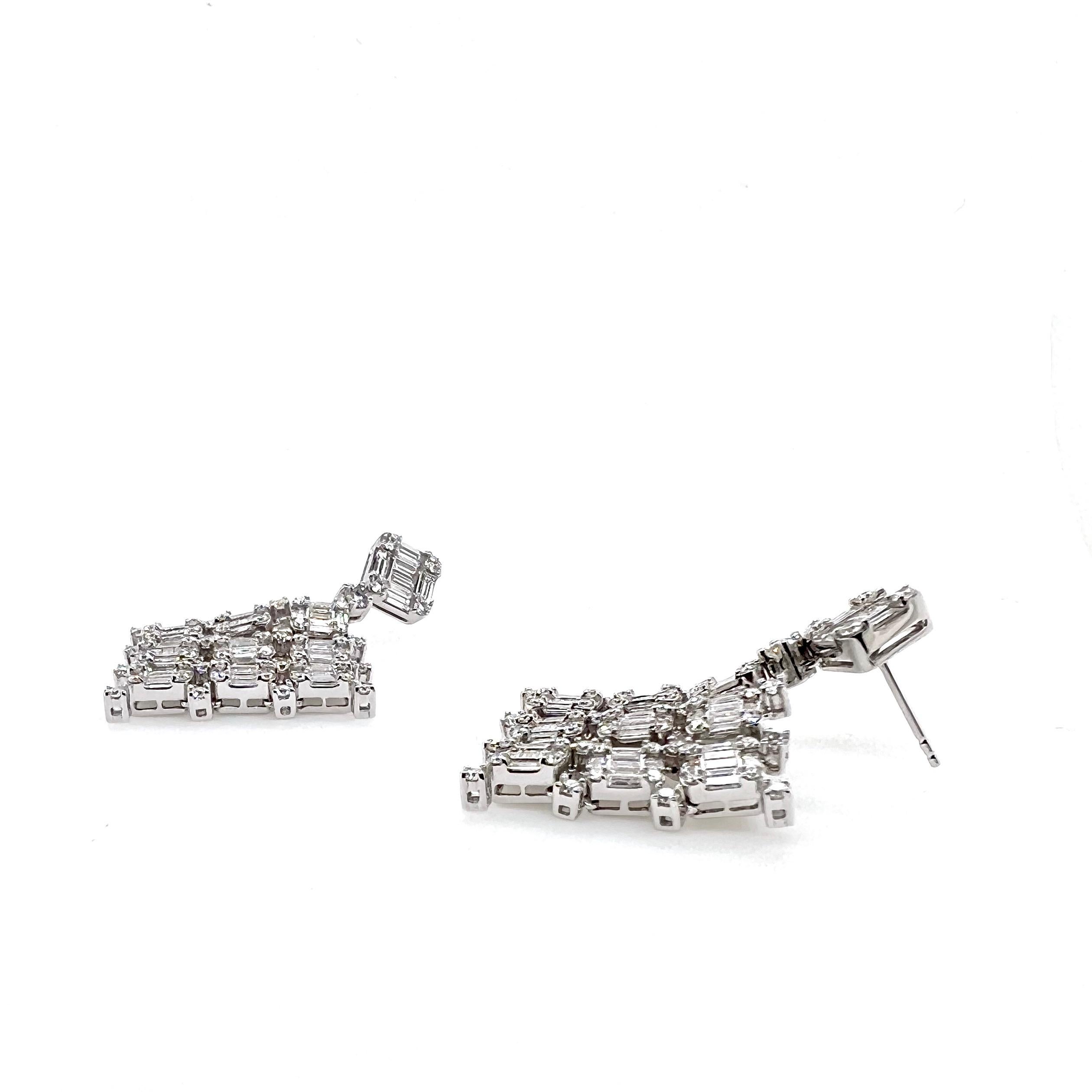 Baguette Cut 18k White Gold Diamond Dangle Symmetrical Earrings For Sale