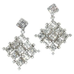18k White Gold Diamond Dangle Symmetrical Earrings