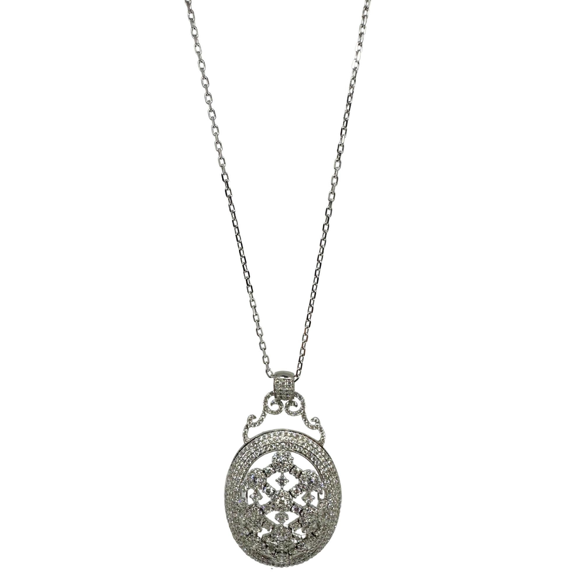 Collana con ciondolo a cupola con diamanti in oro bianco 18K In condizioni buone in vendita a New York, NY