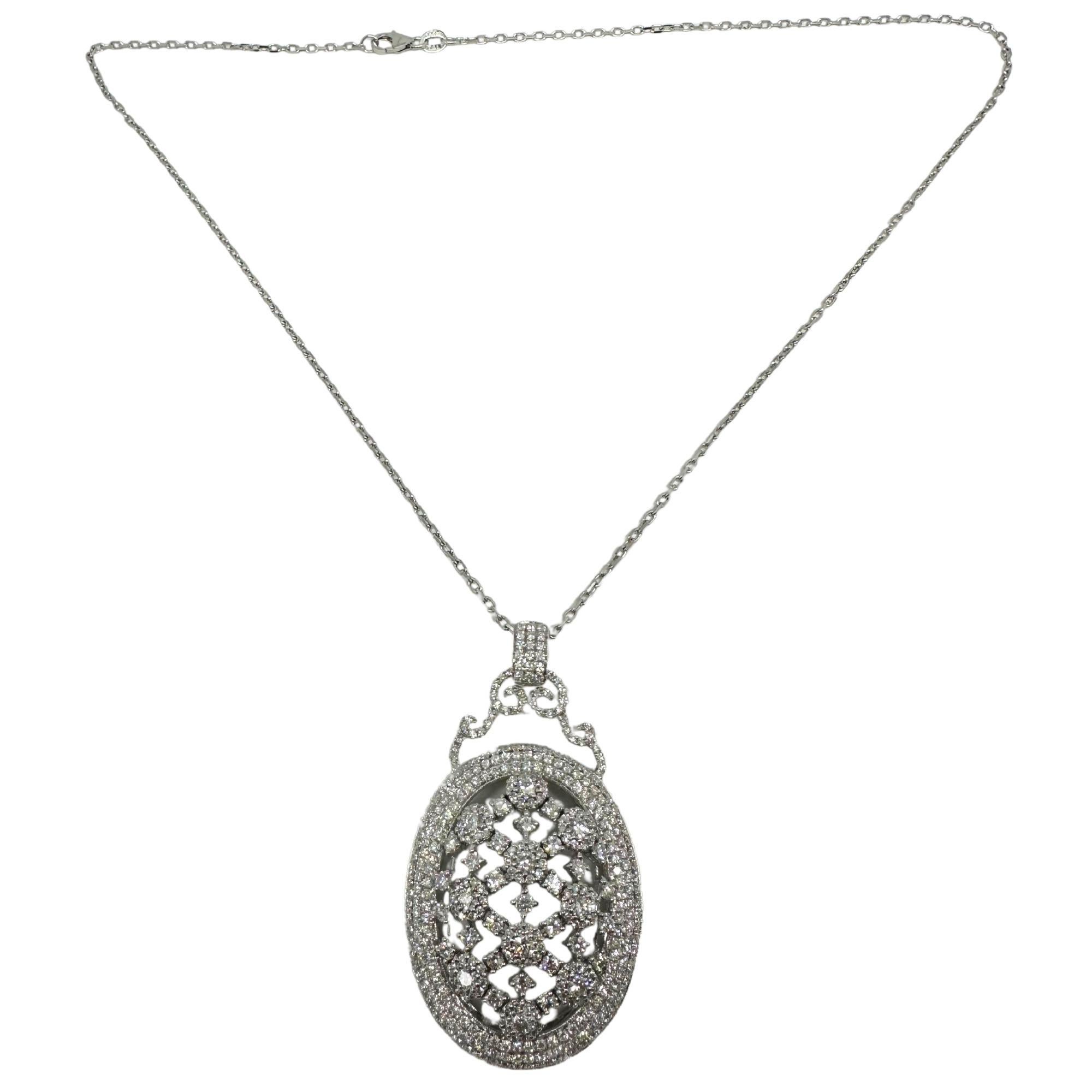 Donna Collana con ciondolo a cupola con diamanti in oro bianco 18K in vendita