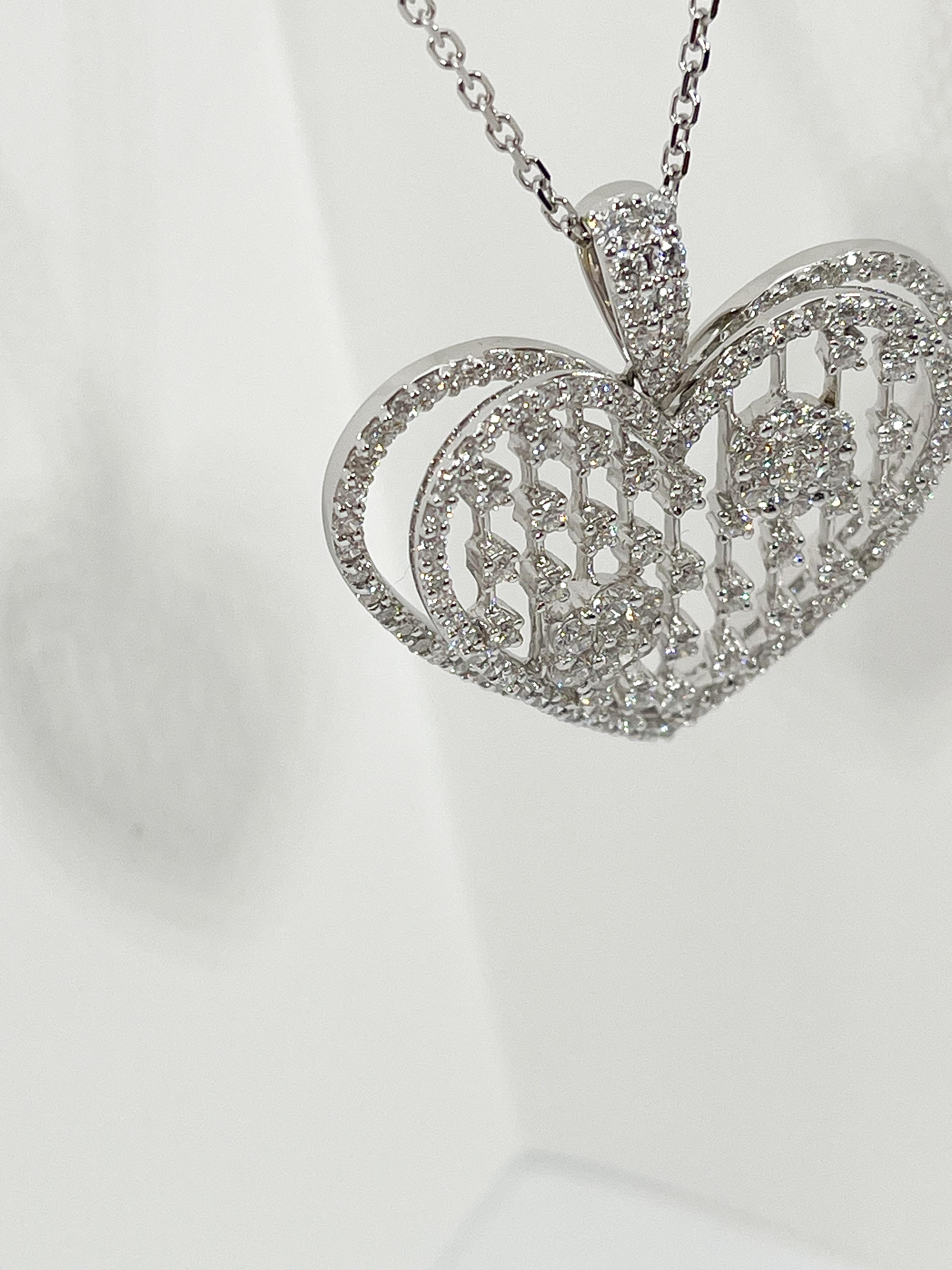 18K White Gold Diamond Double Open Heart 3 CTW In Excellent Condition For Sale In Stuart, FL