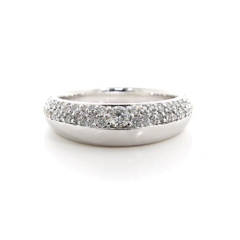 18K Weißgold Diamant Kleid Ring im Angebot