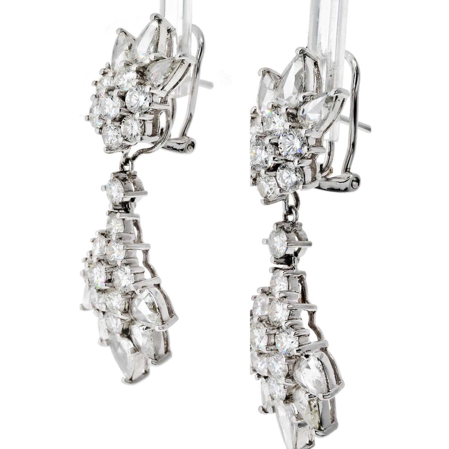 Moderne Boucles d'oreilles en or blanc 18 carats avec diamants de jour comme de nuit de 10,00 carats en vente