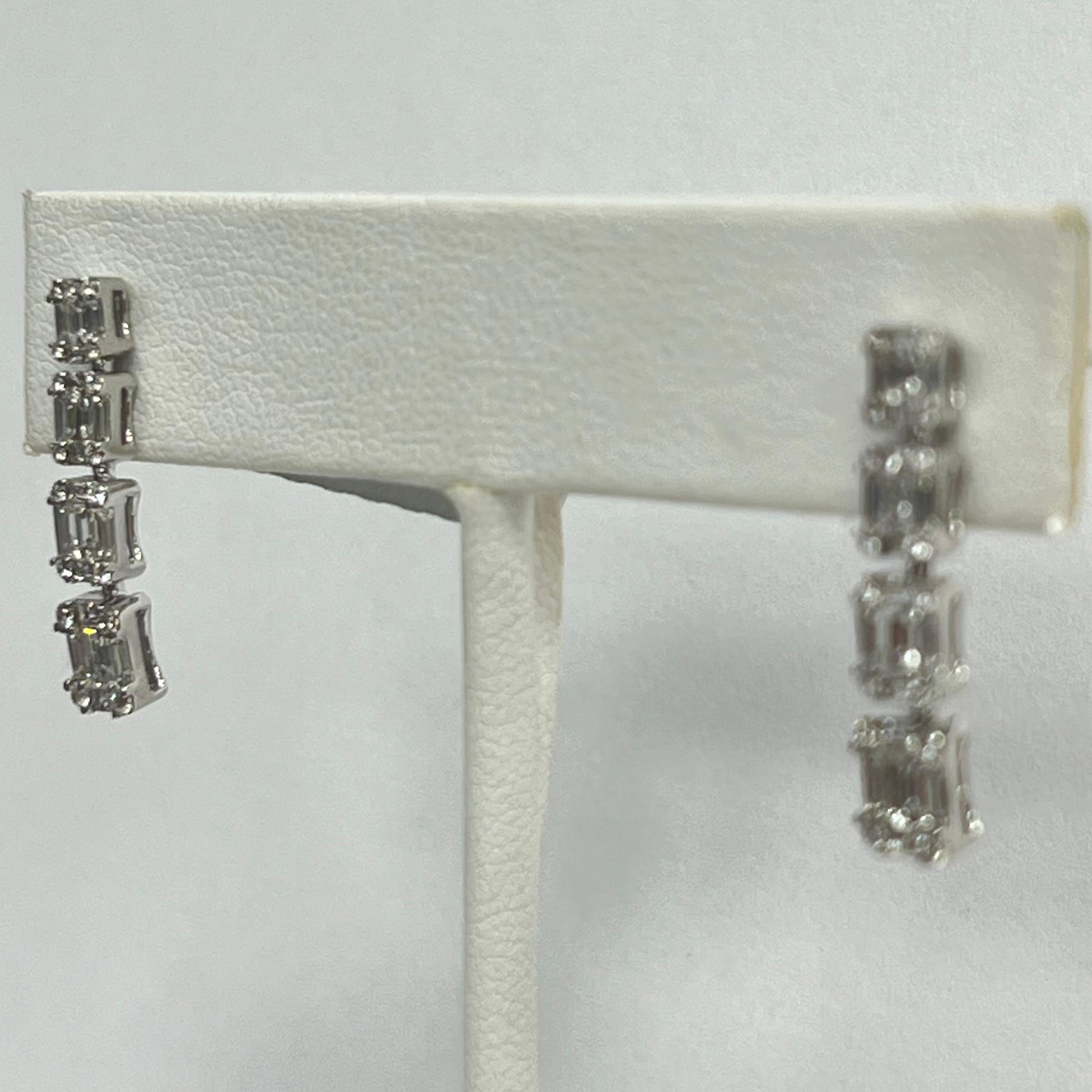 Taglio brillante 18K White Gold Diamond Drop Earrings in vendita
